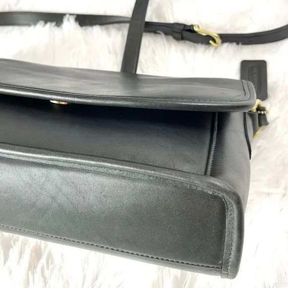 Vintage COACH Curtis Bag, Black No. 9975 - Picture 8 of 15